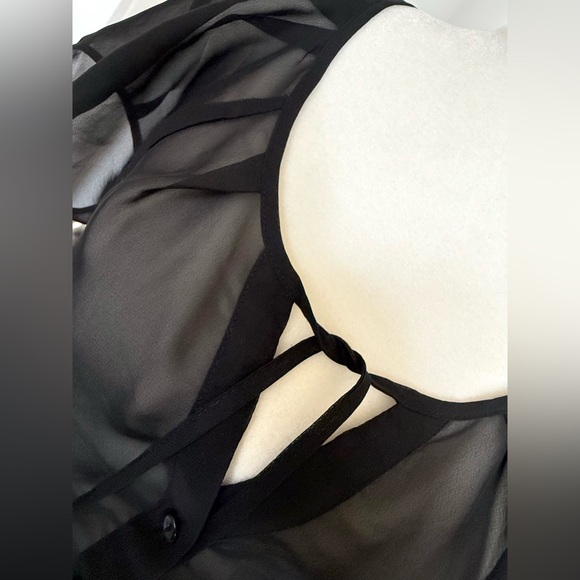 Old Navy Black Sheer Button-Front Blouse | XS - Picture 2 of 5